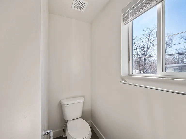 4411 S Garden Dr #D — Photo 16