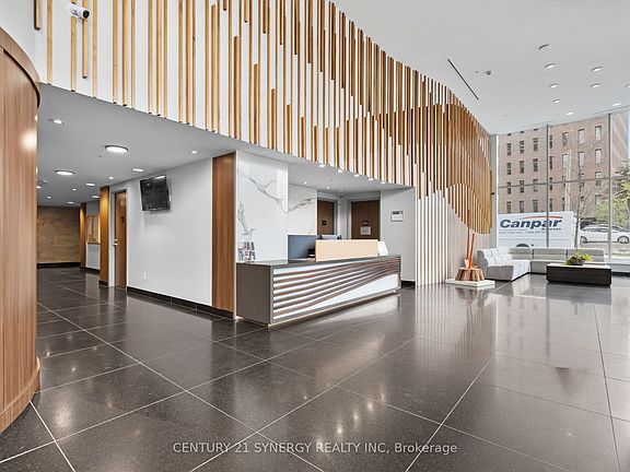 5th image of 805 Carling Ave #506