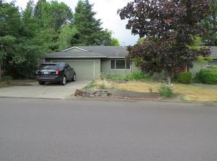 15590 NW Oak Hills Dr, Beaverton, OR