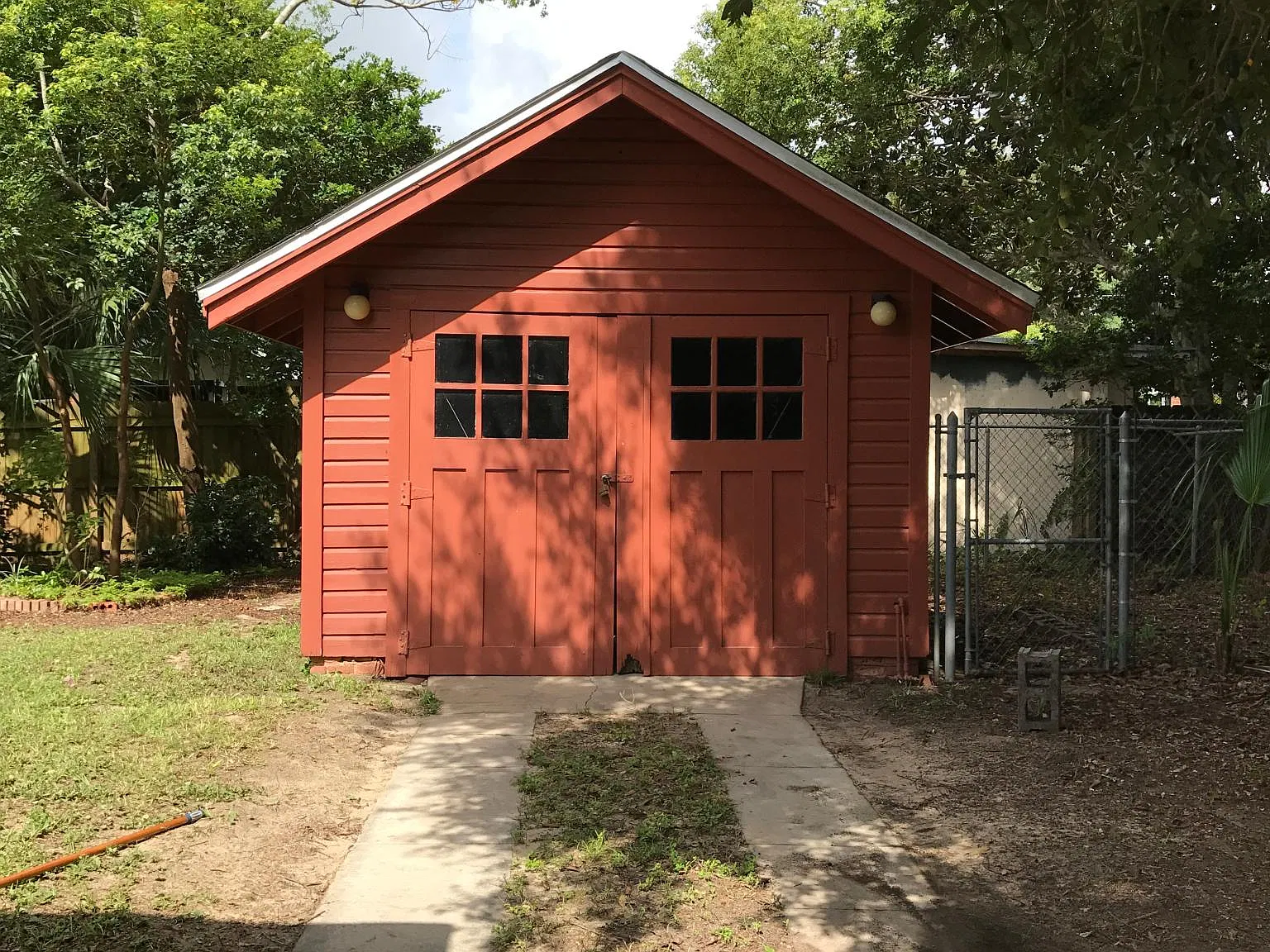 2 bed, 1300 sqft, $2,100 — Photo 4