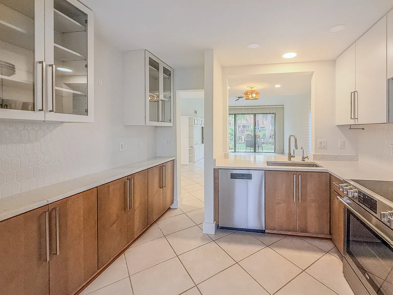 3 bed, 1535 sqft, $2,600 — Photo 4