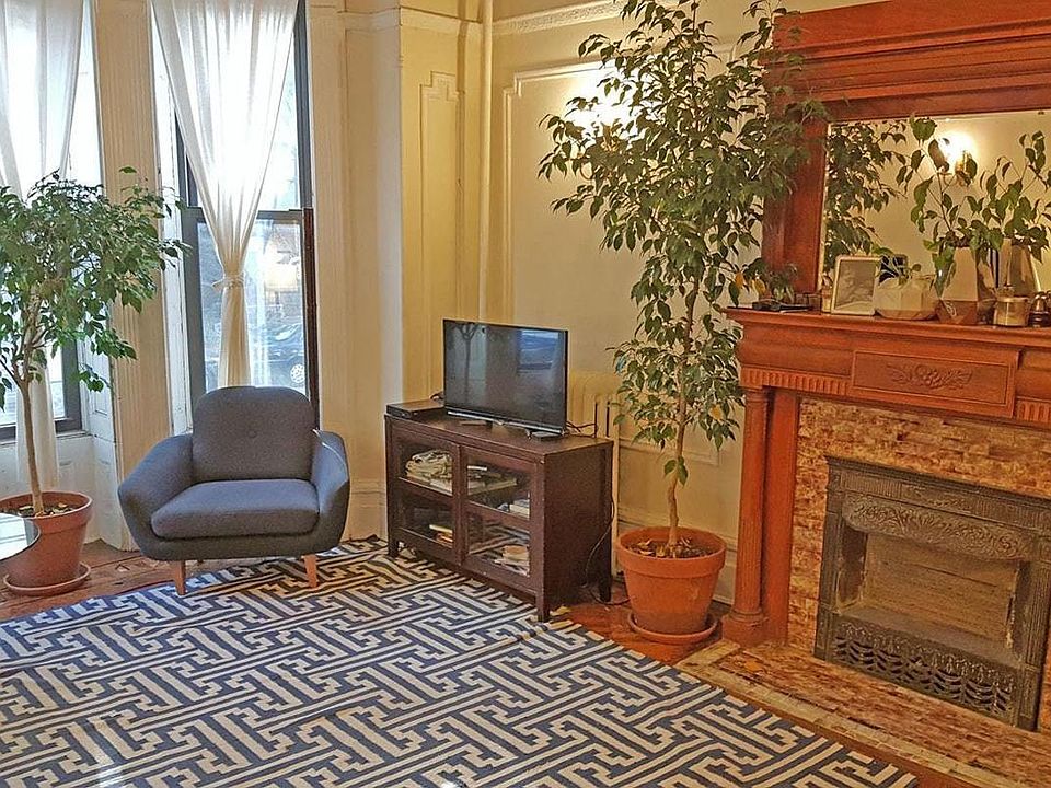 1st image of 501 13th St #2
