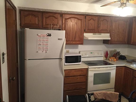 5th image of 6405 Birchview Dr N