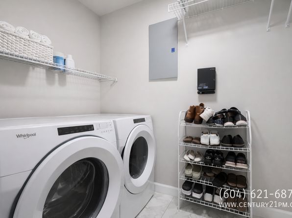 2 bedroom rental in Abbotsford — photo 12