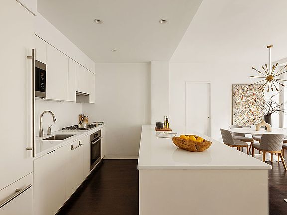 3rd image of 77 Reade St APT 3B