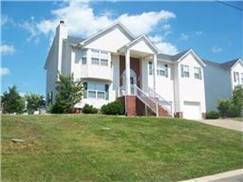 2nd image of 2719 Mollys Ct