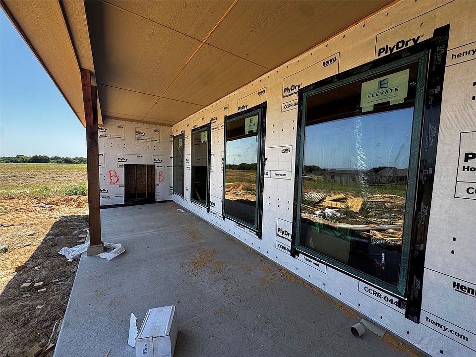 2nd image of 137 Lula Ln