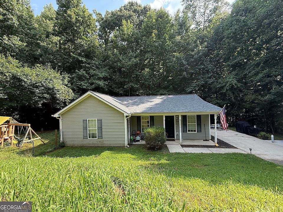 1st image of 115 Summer Ln