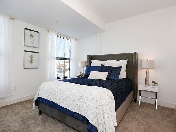 2nd image of 2560 Welton St APT Ir-321