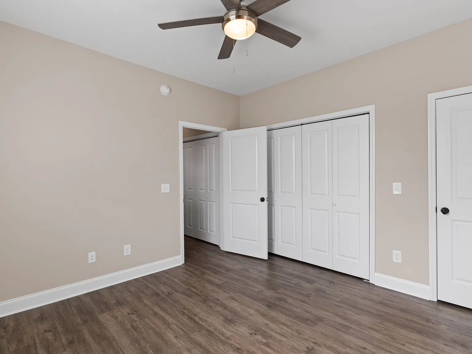 2 bed, 1030 sqft, $1,650 — Photo 4