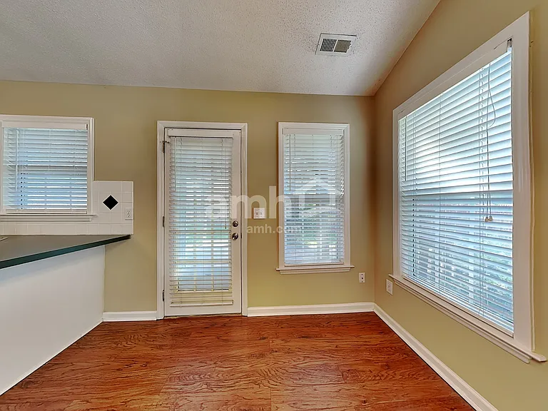 1795 Pebble Run Ln — Photo 5