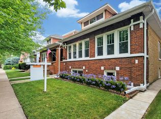 5732 N Marmora Ave, Chicago, IL 60646
