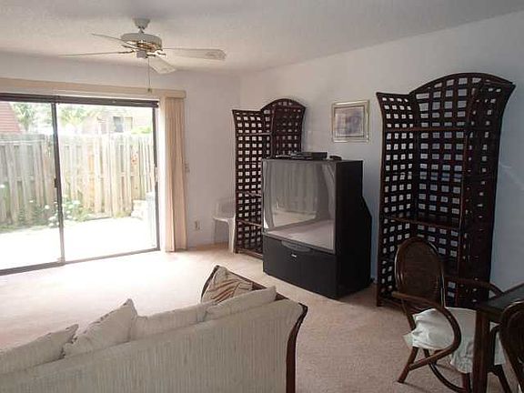 5th image of 9409 S Ocean Dr APT 28