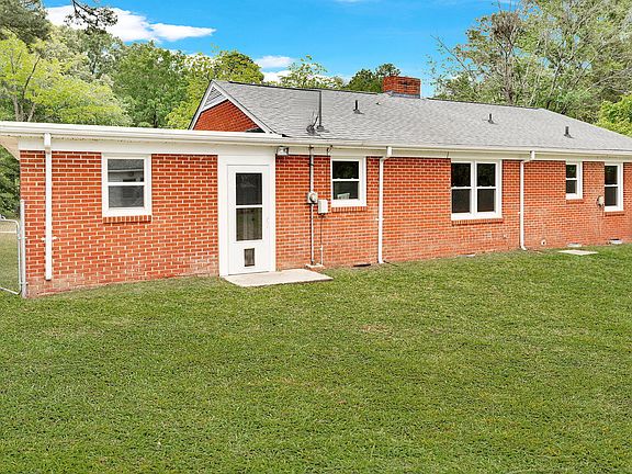 5th image of 2609 Jefferson Drive