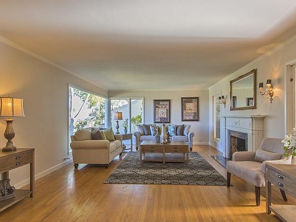 3rd image of 457 Virginia Ave