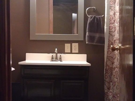 5th image of 2905B River Dr