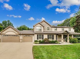 7600 Jolain Dr, Cincinnati, OH 45242