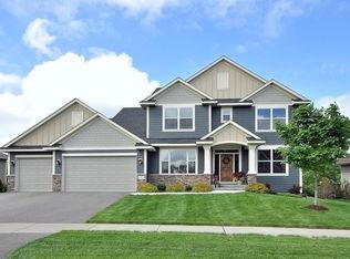 6353 Queensland Ln N, Maple Grove, MN 55311