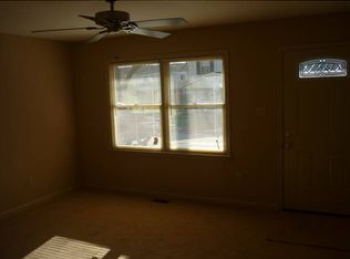 50 Calhoun St, Hampton, VA 23669