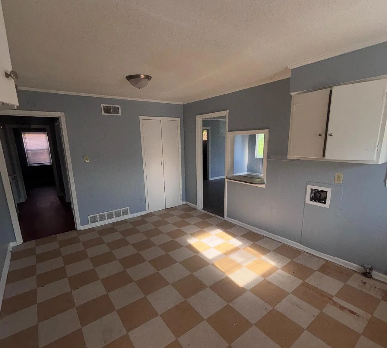 3 bed, 1487 sqft, $1,295 — Photo 4