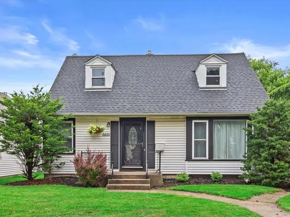 8826 West Center STREET, Milwaukee, WI 53222