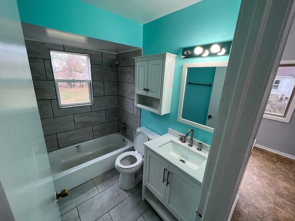 2nd image of 8287 Essex Ave