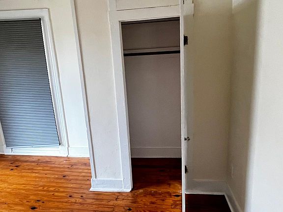 5th image of 1410 S Presa St APT 3