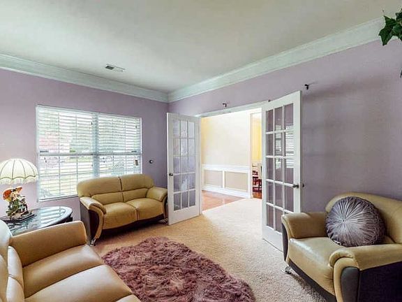 5th image of 4580 Browns Mill Ln