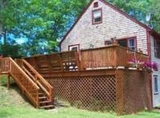 18 Saint Anns Ln, East Falmouth, MA 02536