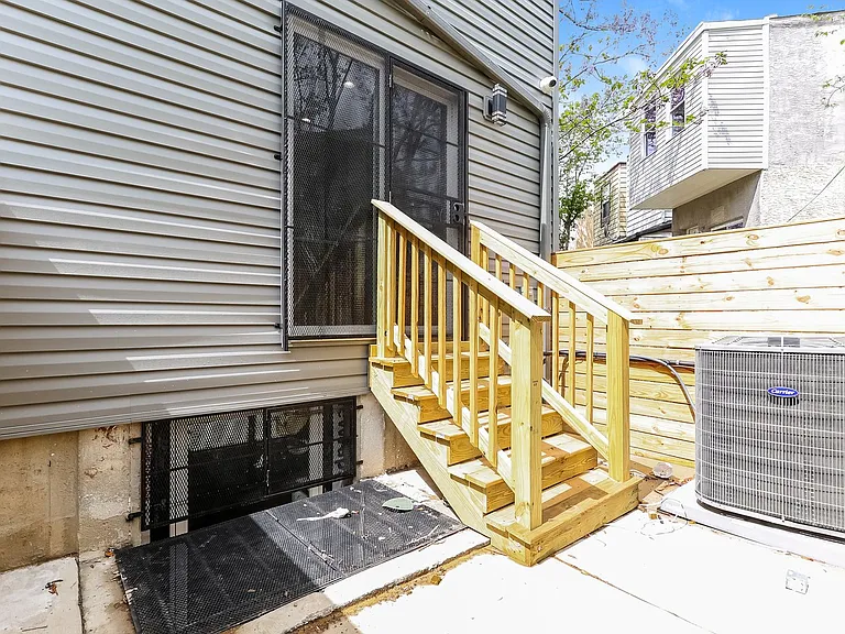 1440 S Fallon St — Photo 17