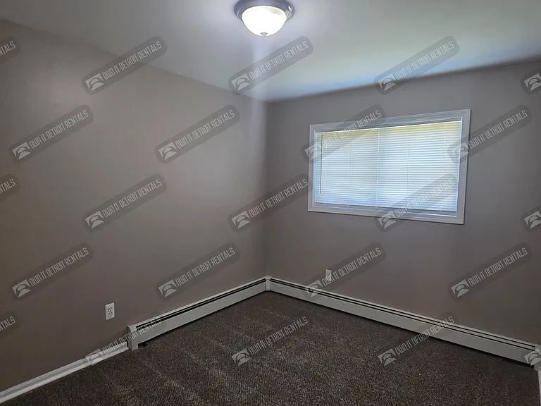 8125 Timken Ave — Photo 10