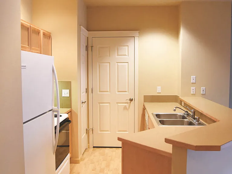 Artisan Apartments — Photo 33
