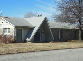1708 N Birch St, Owasso, OK 74055