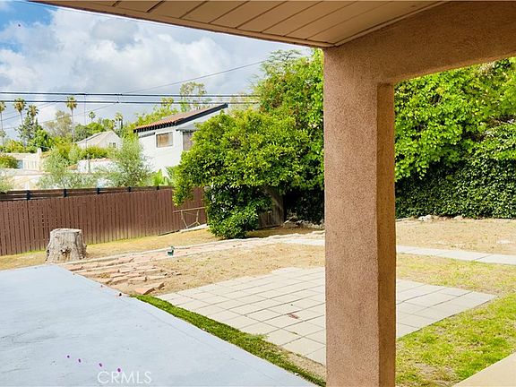 4th image of 2348 Loy Ln