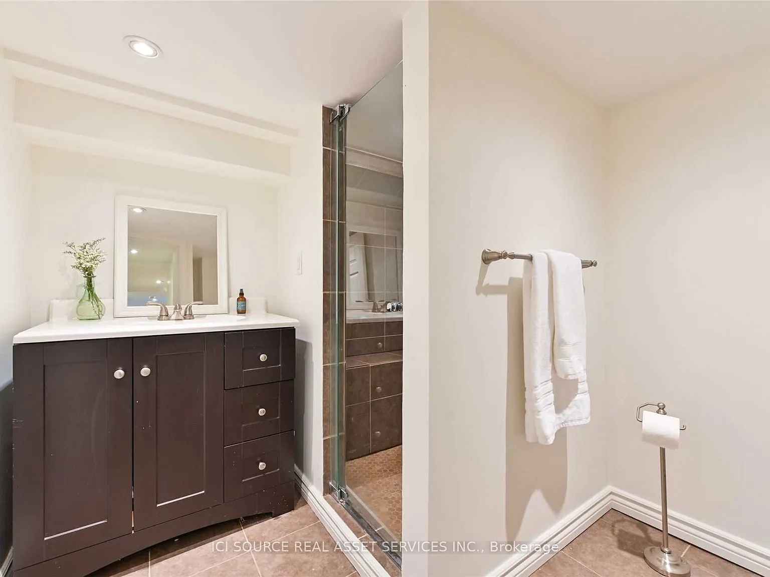1 bed, $1,400 — Photo 2