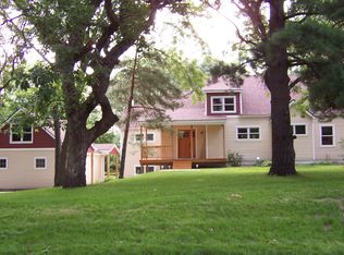 7405 Spring Lake Rd, Mounds View, MN 55112