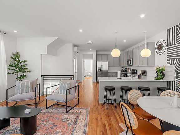 4th image of 504 Cliff Cir