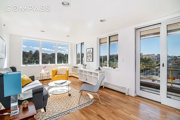 Rented by Compass | media 13