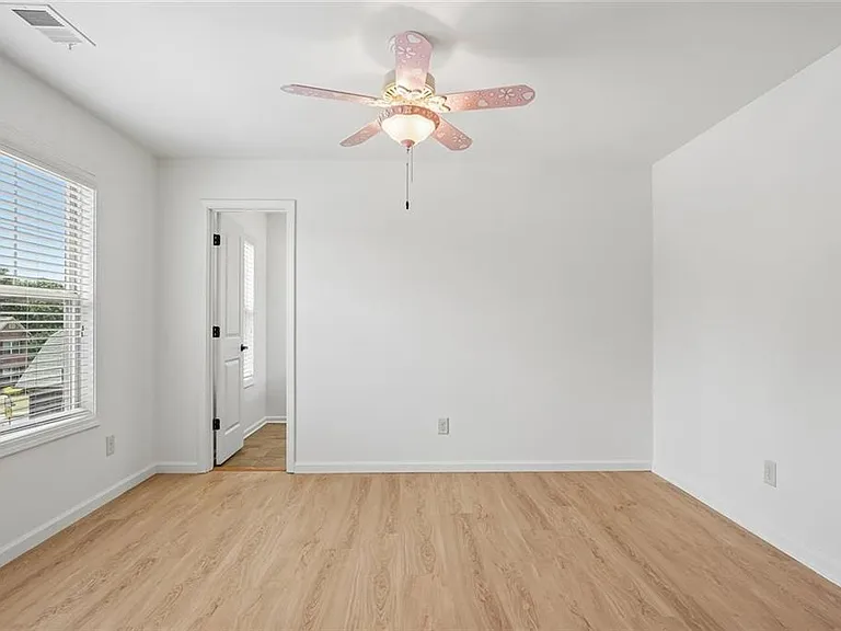 5811 Kendrix Ridge Dr — Photo 50