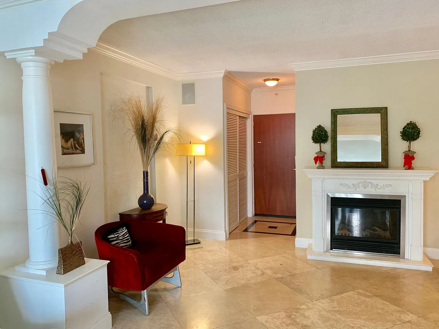 2 bed, 1.5 bath, 1236 sqft, $4,000 — Photo 3