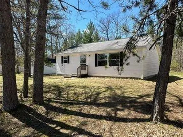 3670 Kneeland St, Lewiston, MI 49756