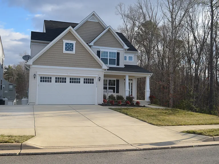 18459 Patriot Ln — Photo 3