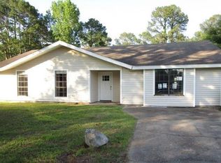 6514 Magnolia Ln, Pineville, LA 71360