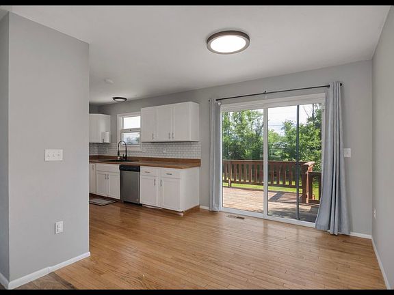 5th image of 1585 Valley Forge Rd