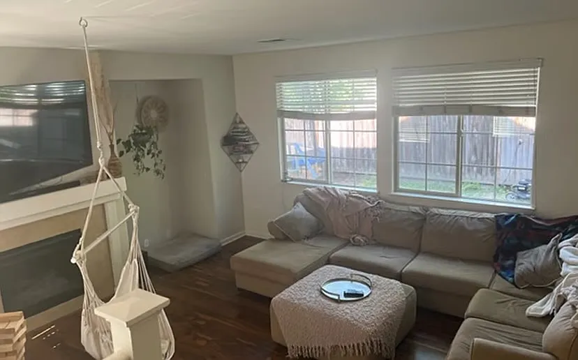 2334 Andre Ln