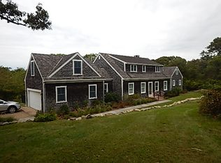 3 Tennis Ln, Chilmark, MA 02535