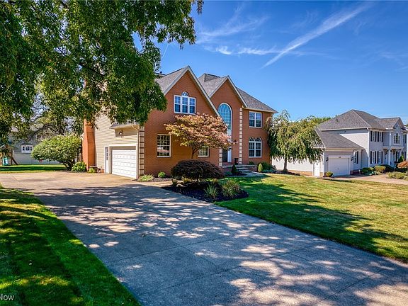 2nd image of 481 Buttevant Dr