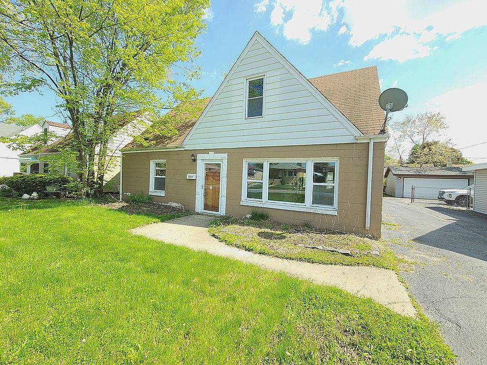 1st image of 4217 W 99th St