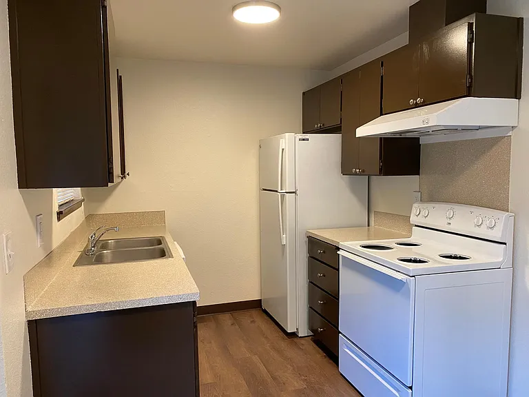 2526 42nd Ave SE #14 — Photo 3