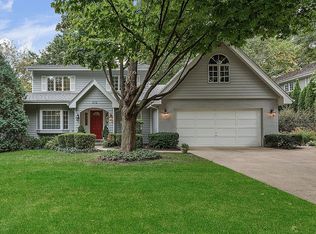 516 County Line Ct, Hinsdale, IL 60521